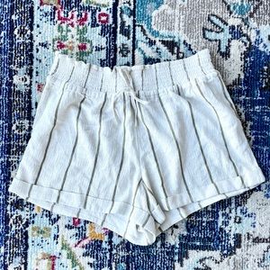 O’Neil flowy string tie shorts
